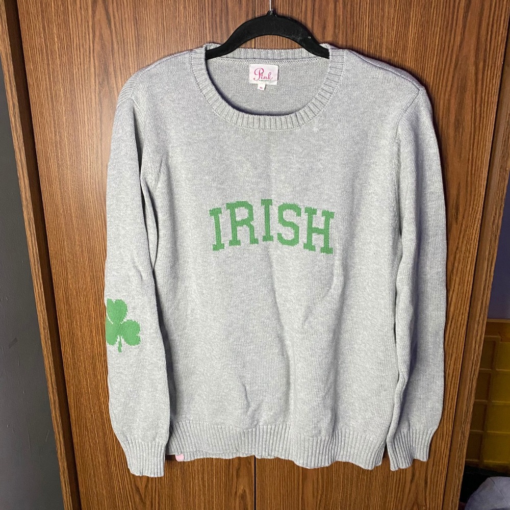 Pink Pineapple IRISH Sweater Womens XL Gray Green Shamrock Cotton Knit Pullover